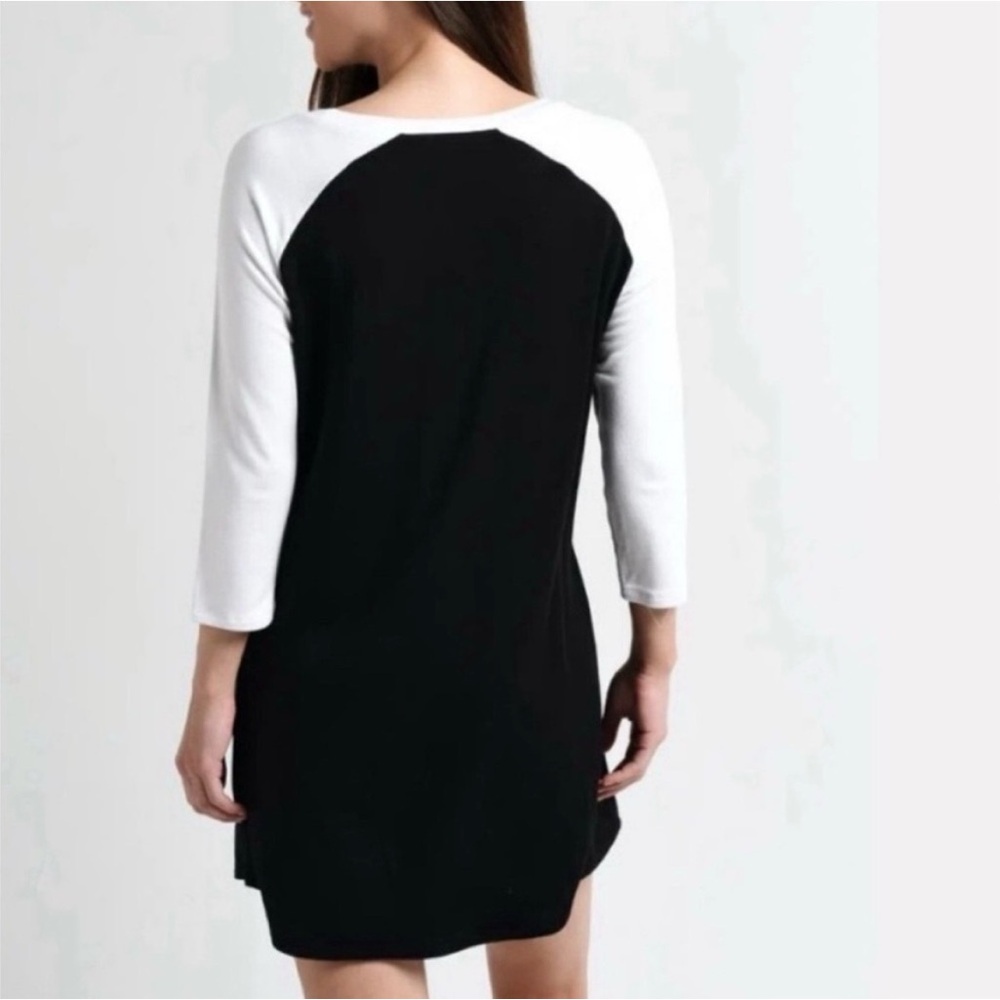 BB Dakota 7th Inning Stretch Baseball Dress Raglan Black/White-Medium - NWT - Picture 3 of 11